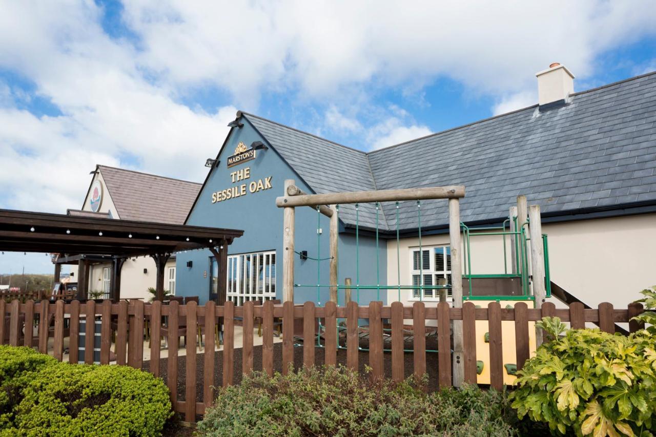 Sessile Oak, Llanelli By Marston'S Inns Exterior photo